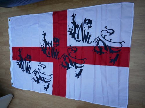 Giant England 3 lions flag St George 89 x 155cm 5ft x 3ft Brass eyelets Modern - Picture 2 of 4