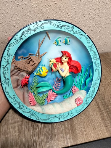 Walt Disney Classici Animati - Piatto 3D La Sirenetta - Foto 2 di 11