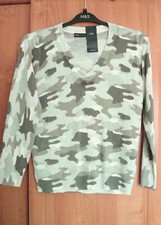 M & S V-Neck Supersoft Jumper BNWT Size Small 8-10