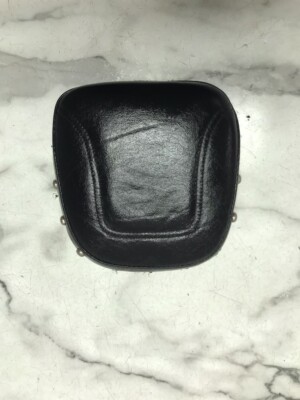 99 Suzuki VS1400 VS 1400 GLP Intruder Rear Passenger Back Rest Pad Cushion 