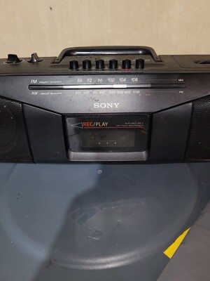 Sony CFS-204 Cassette Radio AM/FM Boombox w/Cord ~ Tested/Working