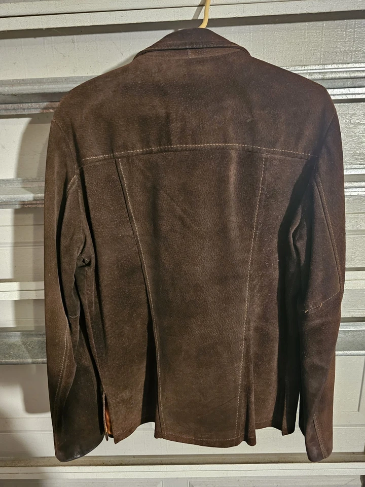 Jaqueta de couro vintage JB Euro-Port camurça marrom 44 feita no Brasil estilo anos 70 - Imagem 2 de 4