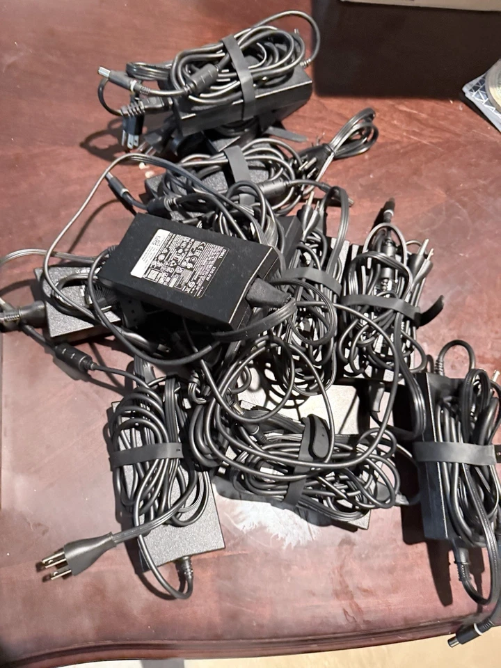 Dell WD19S130W Docking Station Black - Image 2 of 2