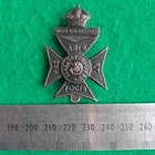 WW1 The 11th County Of London Battalion Finsbury Rifles Blackend Brass Cap badge