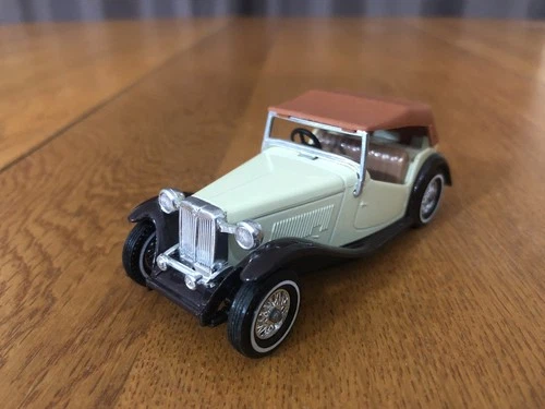 VINTAGE 1977 MATCHBOX LESNEY MODELS OF YESTERYEAR 1945 MG TOWN CAR ENGLAND MADE