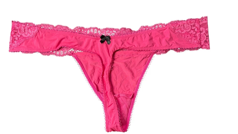 Victorias Secret 丁字裤女式中号粉色蕾丝梦天使低腰内衣 — 第 2/3 张图片