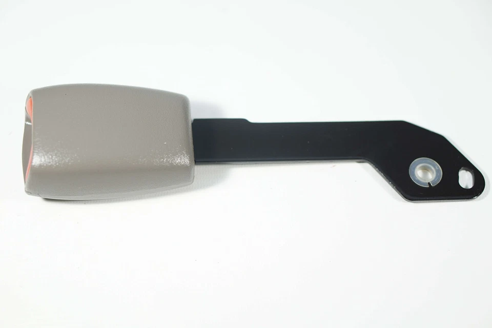 ✅2000-2002 GMC Cadillac Chevrolet segunda fila cinturón de seguridad hebilla extremo derecho derecho OEM Foto 3 de 4