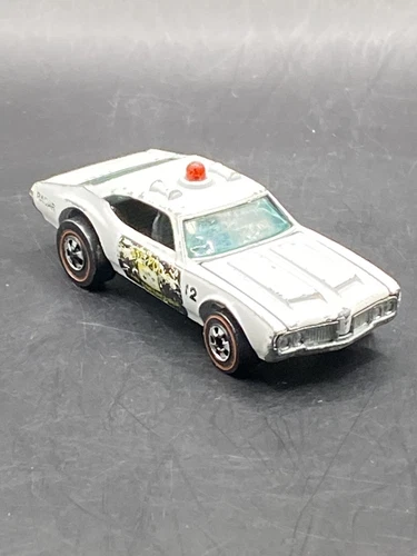 Hot Wheels Redline Olds 442 State Police Cruiser 1969 White Hong Kong Red Dome