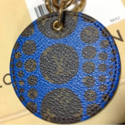 Louis Vuitton &yayoi kusma カボチャ型キーホルダー Louis Vuitton Limited Edition Yayoi Kusama Red Monogram