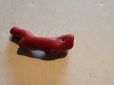 COLLECTIBLE VINTAGE RED CORAL PENDANT 2 1/8" (A4)