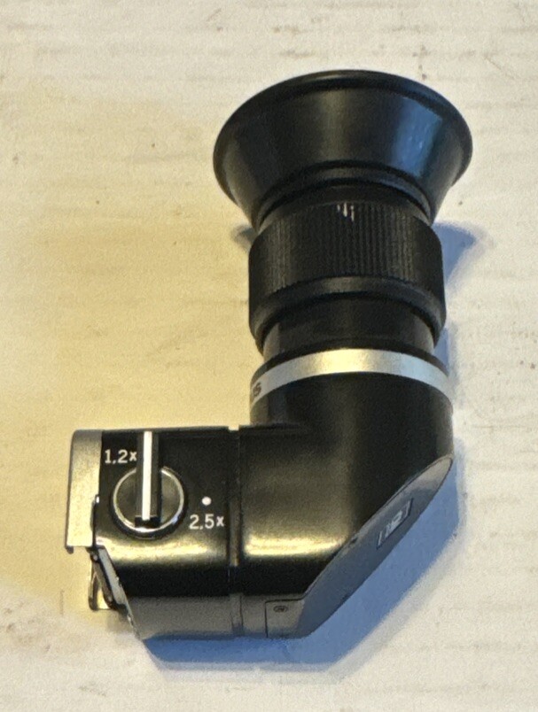 Olympus OM-SYSTEM Varimagni Right Angle View Finder 1.2x 2.5x
