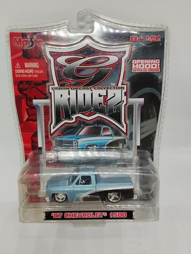 Maisto G Ridez 1:64 Scale Metallic Blue 1987 Chevy 1500 C10 Pickup