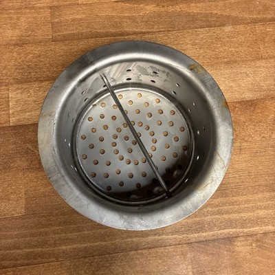 BK Resources Small Basket Floor Drain Strainer BK-DAS 6-1/4'' Diameter x  2-1/8''H