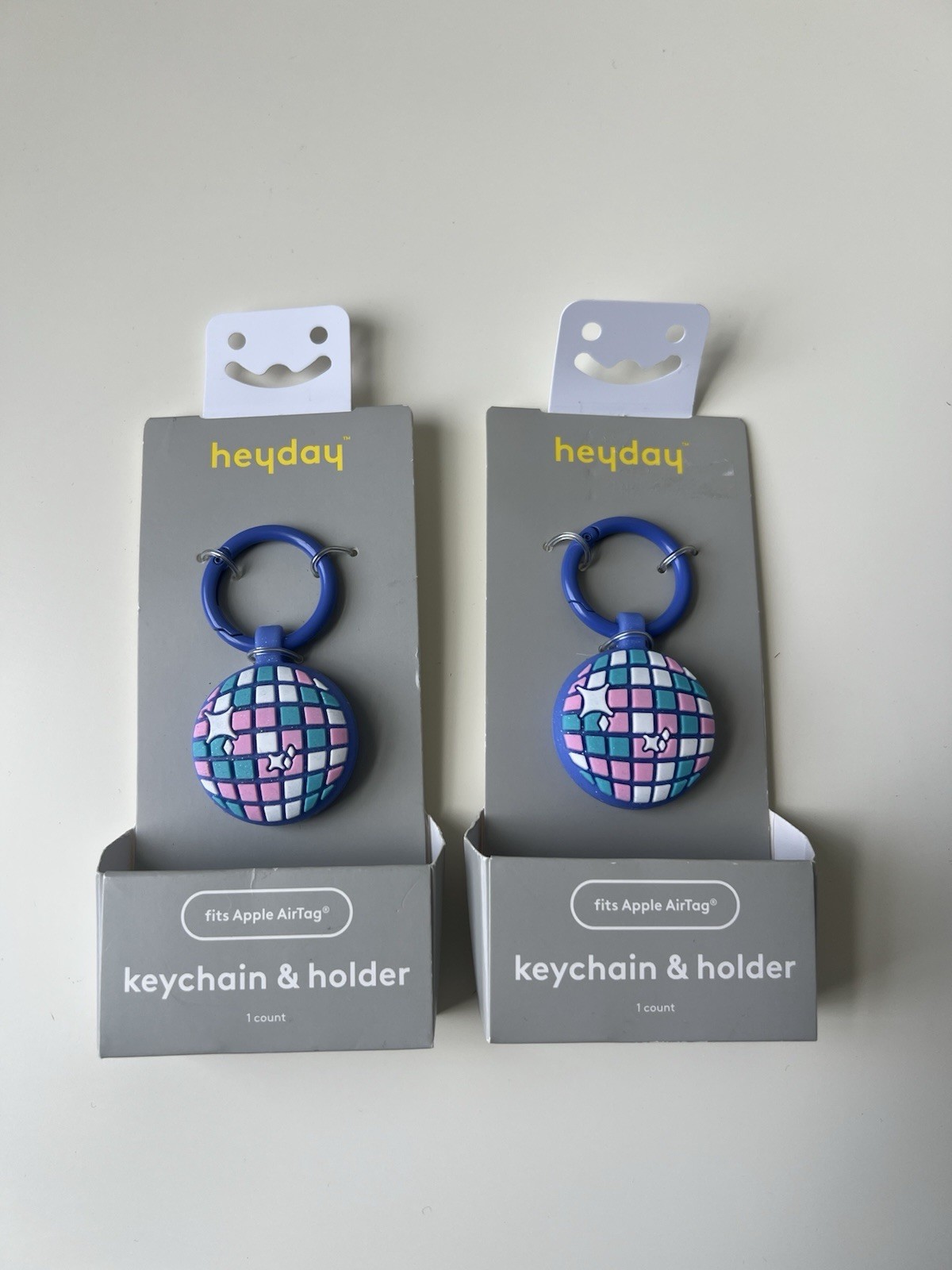 Heyday Silicone AirTag Holder with Keychain for Apple Devices  