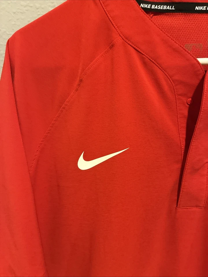 Team Issued Philadelphia Phillies Batting Practice Size L Nike DriFit Pull Over - Image 4 of 4