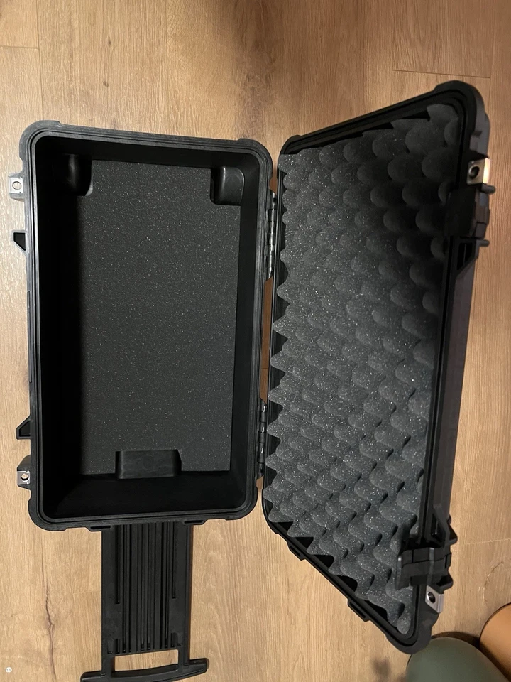 Estuche rígido Pelican 1510 nuevo Foto 4 de 4