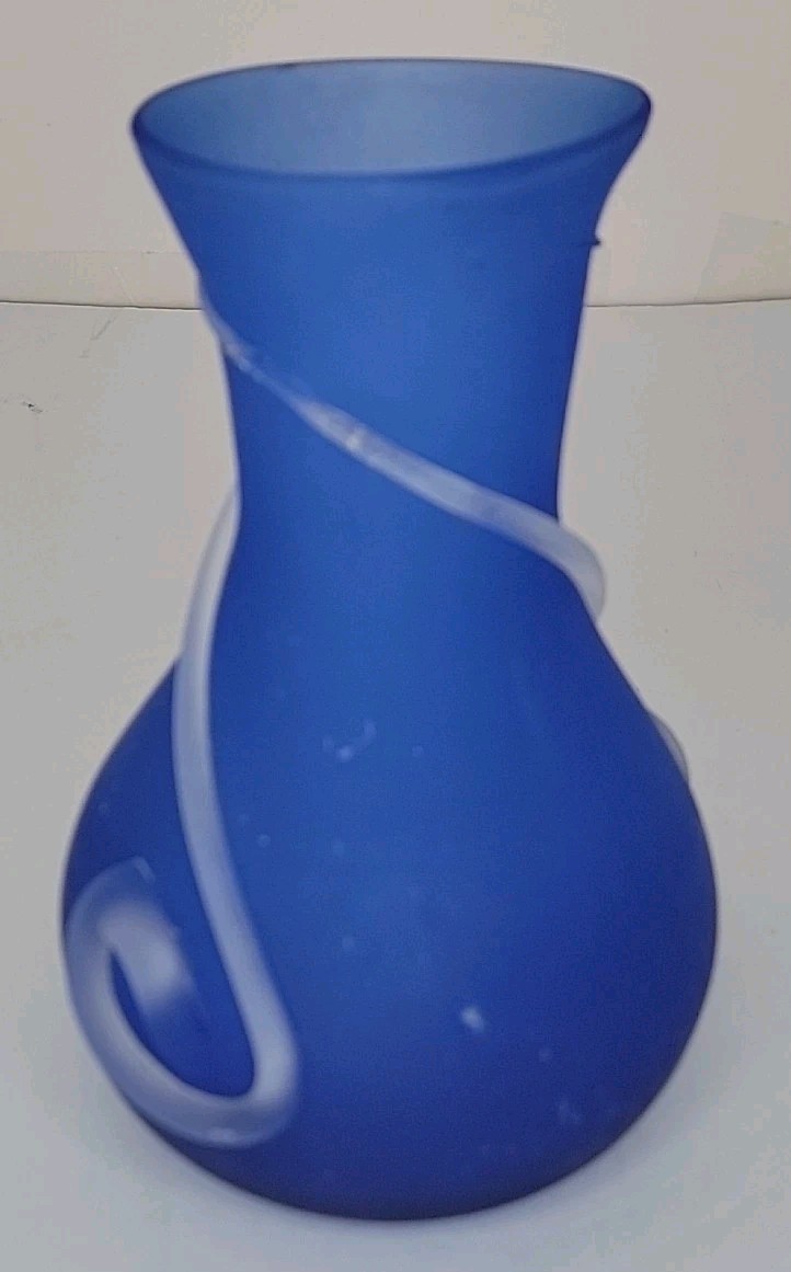 Colbalt Blue Hand Blown Art Glass Vase Satin Frosted Glass With Clear Spirals