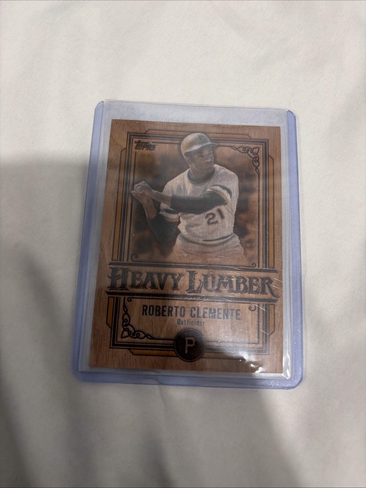 2025 Topps Series 1 Case Hit Roberto Clemente Heavy Lumber