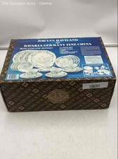 Johann Haviland White Blue Garland Fine China Twenty-Piece Dinner Set In Box