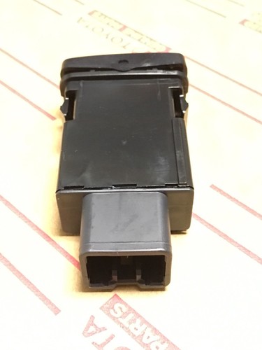 NEW Genuine Toyota Land Cruiser LX470 LEFT Seat heater switch - Picture 4 of 4