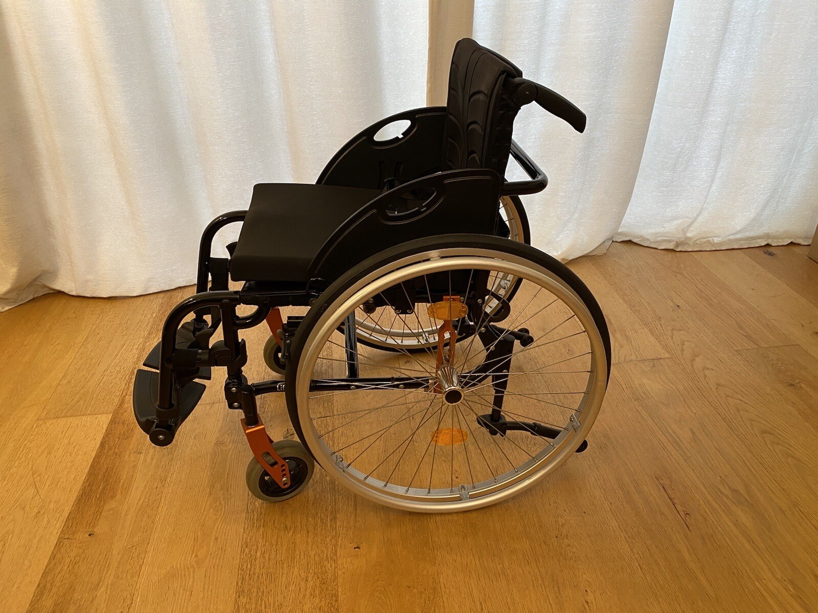 Quickie Life R Lightweight Wheelchair eBay
