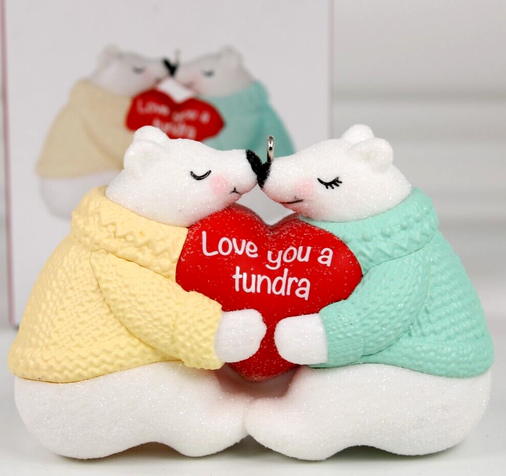 HALLMARK LOVE YOUR A TUNDRA POLAR BEAR HEART KEEPSAKE CHRISTMAS ORNAMENT 2022