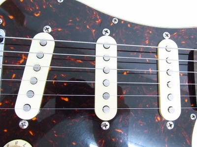 Electric Guitar FGN Fujigen Neo Classic NCST-M10Made in Japan with