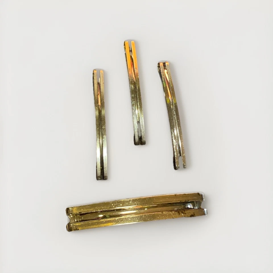 Pinzas de pasador de pelo Goody Stay apretadas años 80 cuatro (4) doradas y plateadas EE. UU. de colección Foto 4 de 4