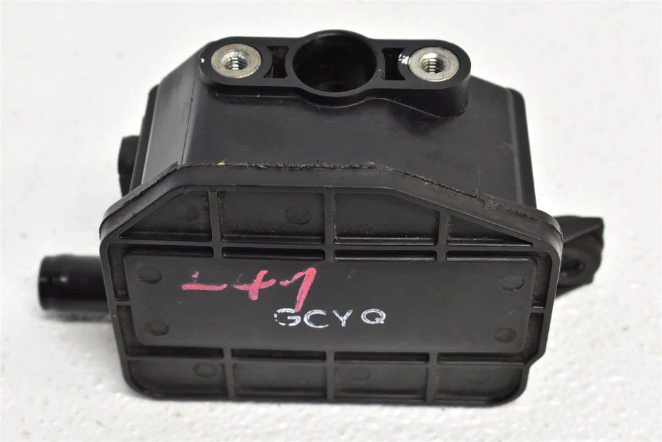 Hyundai Genesis 2009-2012 cupé válvula fresca 09-12 Foto 4 de 4