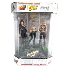 Danger Girl Edición Especial Sydney Savage Abbey Chase Natalia Kassle Pecera