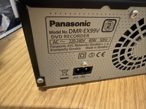 Panasonic DMR-EX99V VHS/HDD/DVD Recorder Combi 250GB HDD Freeview + - Picture 10 of 13
