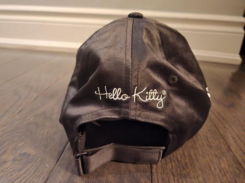 PUMA Women’s × Hello kitty collaboration Black Hat 2019 - Picture 3 of 5