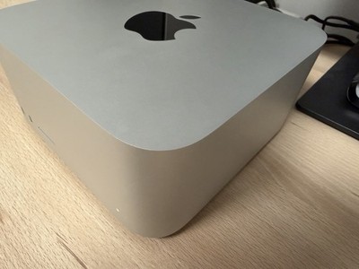 Apple Mac Studio | M1 Max | 32 GB RAM | 24 Core GPU