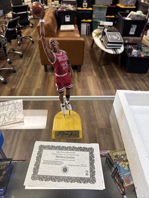 Michael Jordan Salvino/ Upper Deck Authenticated Figure 1855/2500 COA NBA Statue