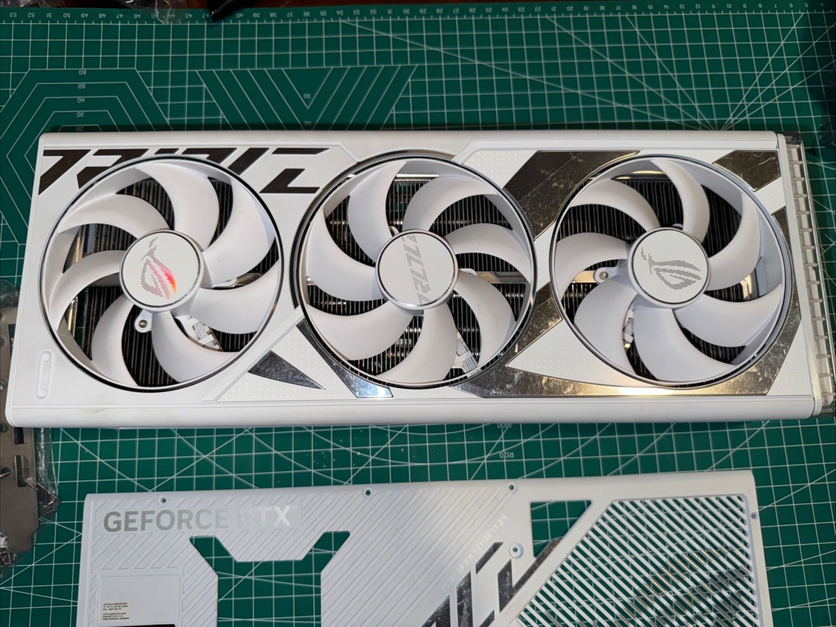 Cooler For ASUS RTX 4090 White ROG STRIX GPU (Cooler, Shroud