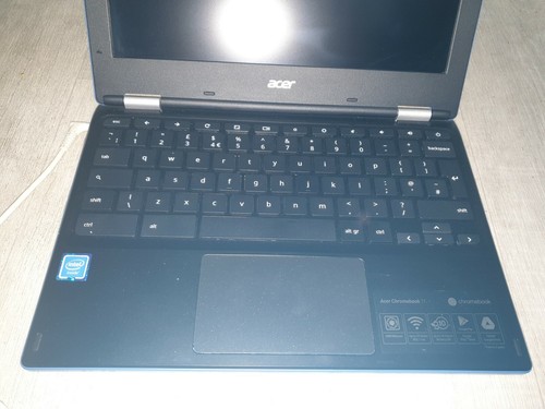 G865 ACER CHROMEBOOK CB3-132 11.6" 16GB/2GB working but no back light spares or - Picture 6 of 11