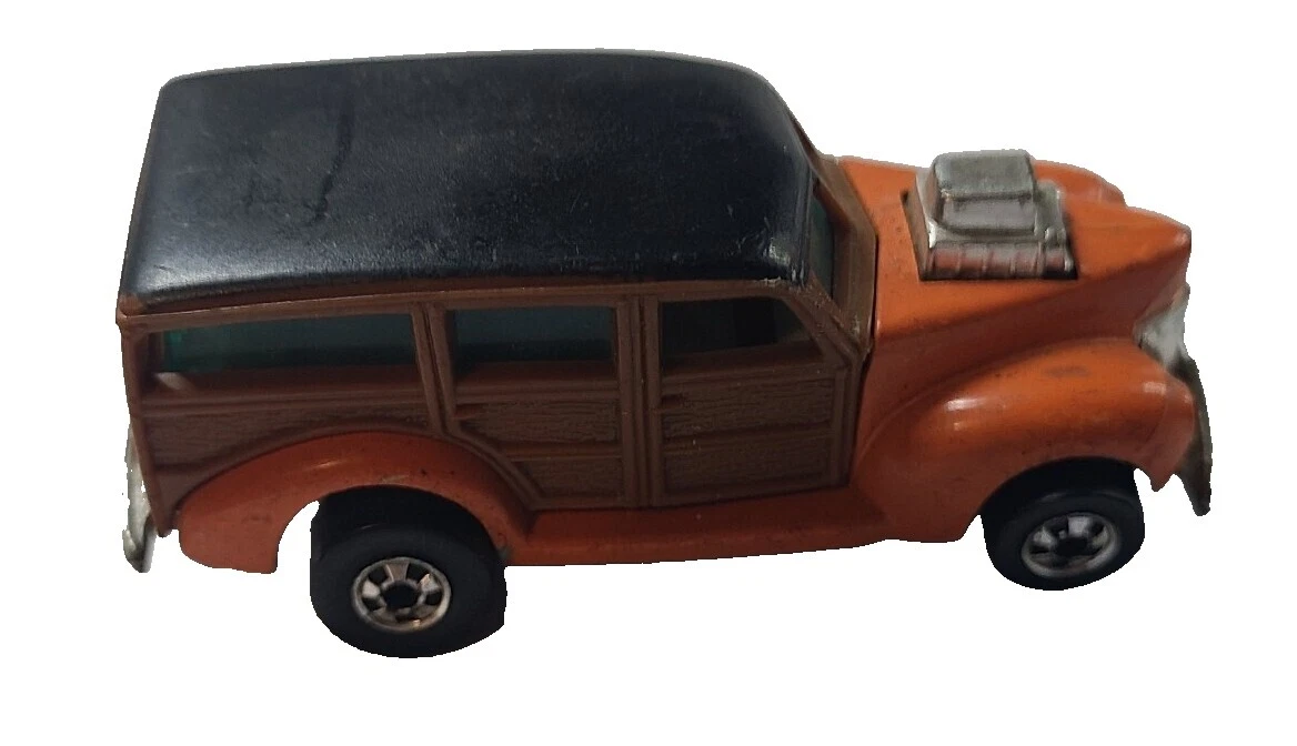 Hot Wheels Wooden Ford vehículos diecast y de juguete
