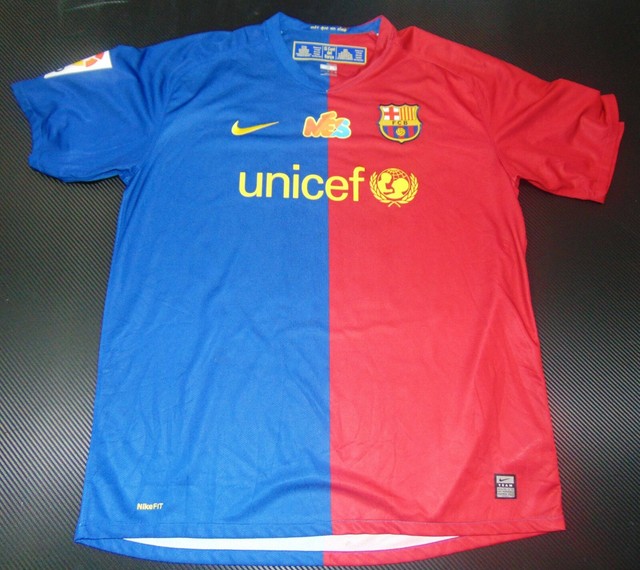 old messi jersey