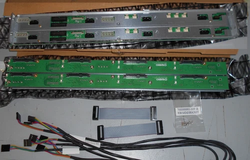 CHENBRO 84H321510-037 SATA II BACKPLANE FOR RM21508  -  NEW WITH CABLES