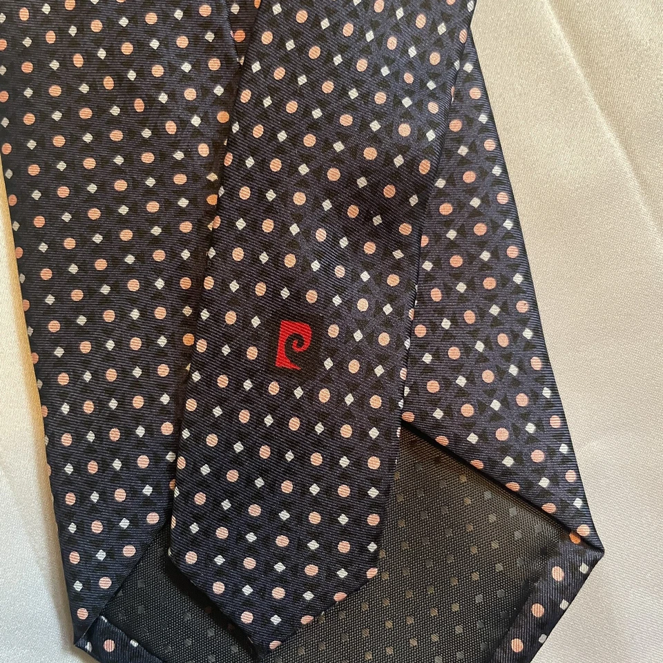 Pierre Cardin Men’s Black Grey W/ Dot & Diamond Pattern Silk Necktie Like New - Image 3 of 4