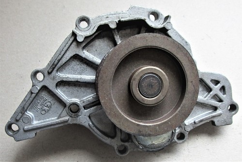 VW Audi Seat Skoda AKE AKN AFB BDG BDH Wasserpumpe 2.5 TDI