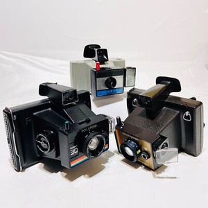 3er Set Polaroid Sofortbildkameras - 70er Jahre - sehr gepflegt, unbeschädigt, für Display "