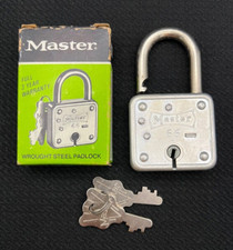 NOS Master No.66 Wrought Steel Padlcok with 2 keys - Made in USA