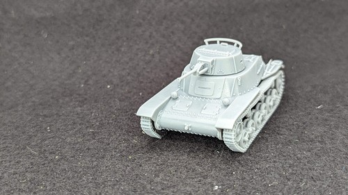 WW2 Type 98 Ke-Ni Light Tank - Picture 2 of 4