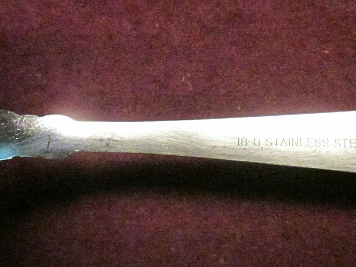 Japan Stainless Steel Cake/pie server 18-8 Unknown floral pattern