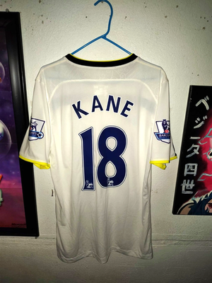 Tottenham Hotspur 14/15 Authentic Under Armour Jersey HARRY KANE
