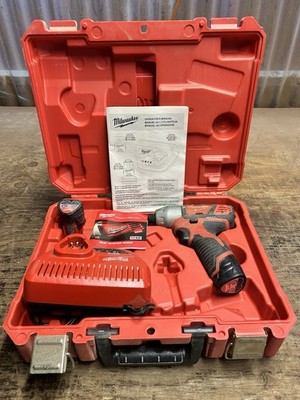Milwaukee 2462-22 M12 Compact 1/4  Hex Cordless Impact Driver Kit Hard Case