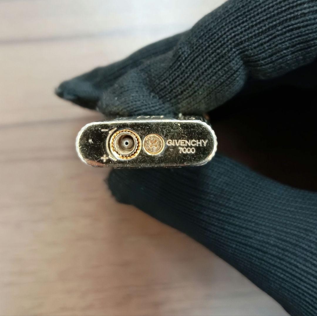Givenchy gold lighter body used smoking accessories thumbnail 4
