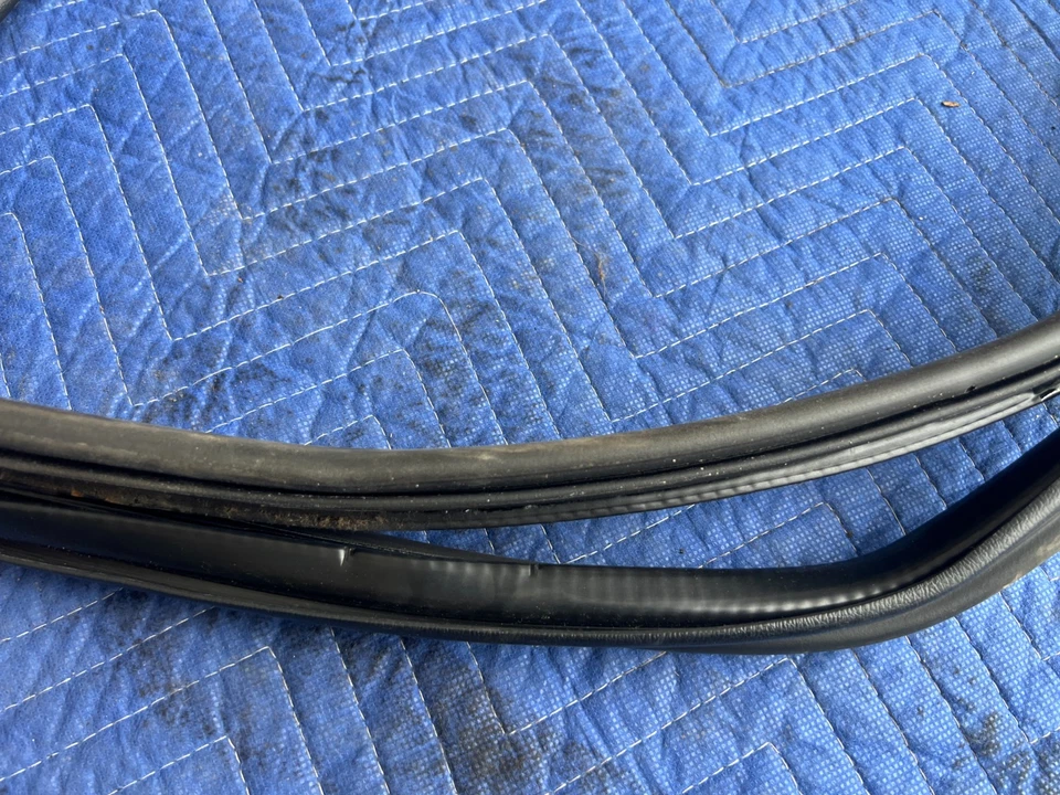 Volvo 740 940 1989-1995 sedán sello de puerta juego de juntas de eliminación de clima OEM #3756EM Foto 4 de 4