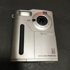 FUJIFILM FinePix 700 Silver 1.5MP Digital Camera 1999 Japan Retro Working